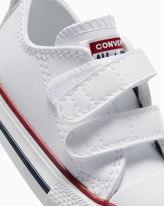 Chuck Taylor All Star Easy-On Leather Low Top - Image 3