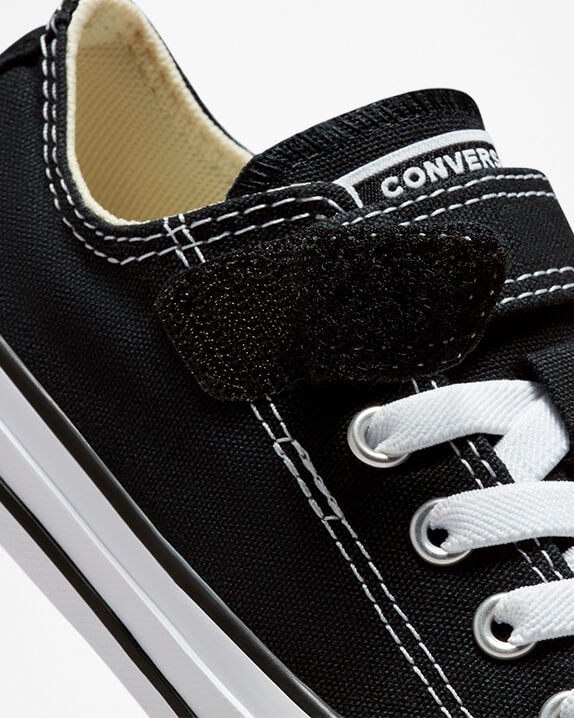 Chuck Taylor All Star Easy-On Low Top Little Kids - Image 4