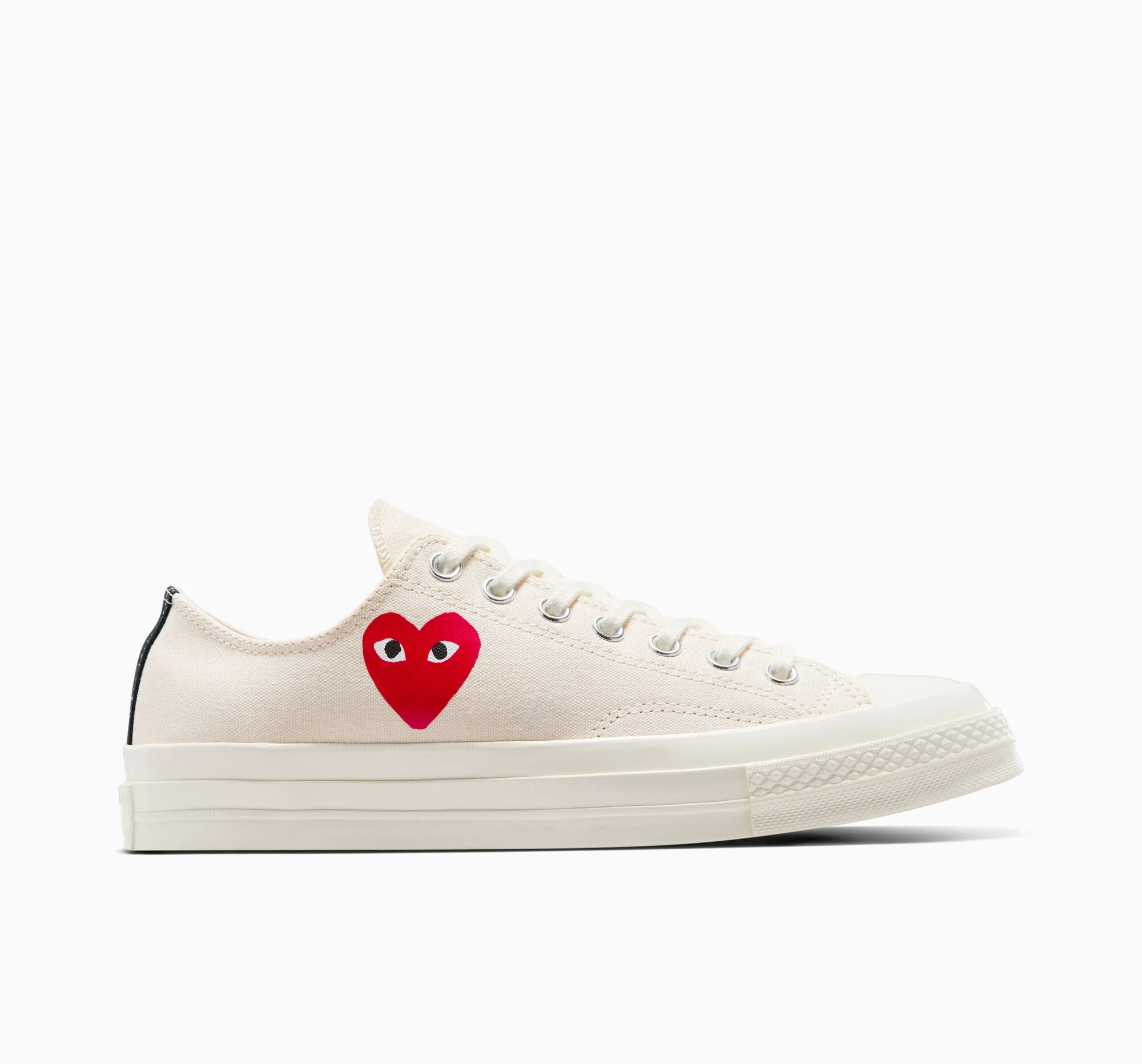 Converse X Comme des Garçons PLAY Chuck 70 OG Single Heart Low Top - Image 11