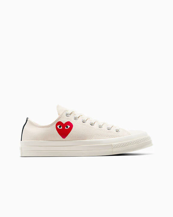 Converse X Comme des Garçons PLAY Chuck 70 OG Single Heart Low Top - Image 14