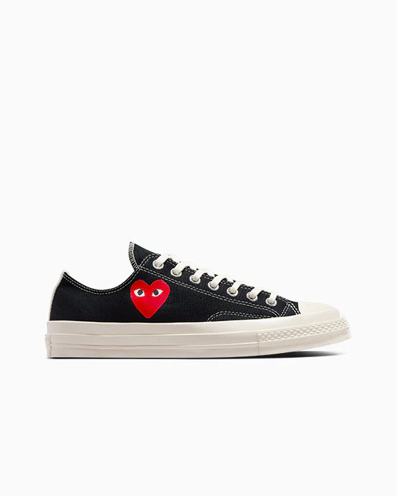 Converse X Comme des Garçons PLAY Chuck 70 OG Single Heart Low Top - Image 4