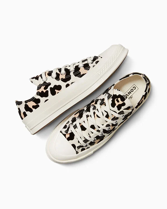 Chuck 70 Leopard Low Top - Image 2