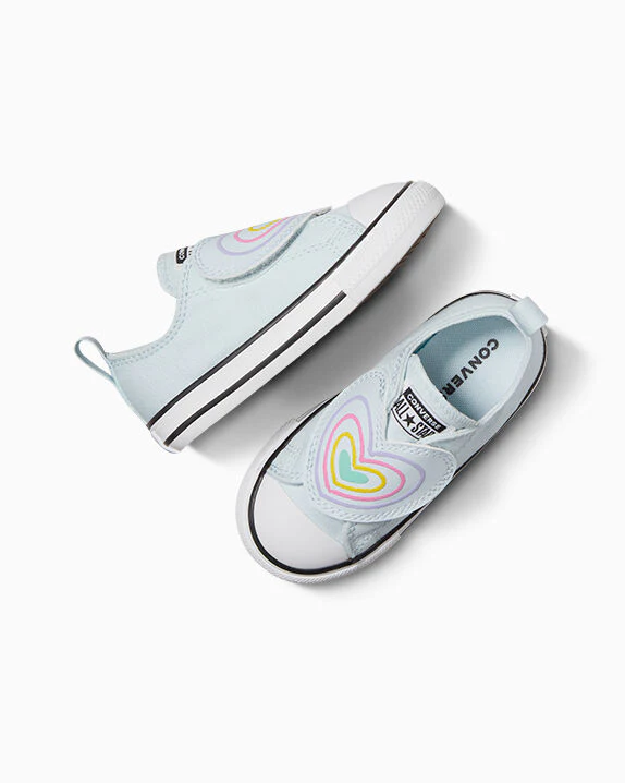 Chuck Taylor All Star Heart Strap Easy On Low Top - Image 2