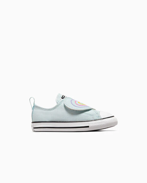 Chuck Taylor All Star Heart Strap Easy On Low Top - Image 5