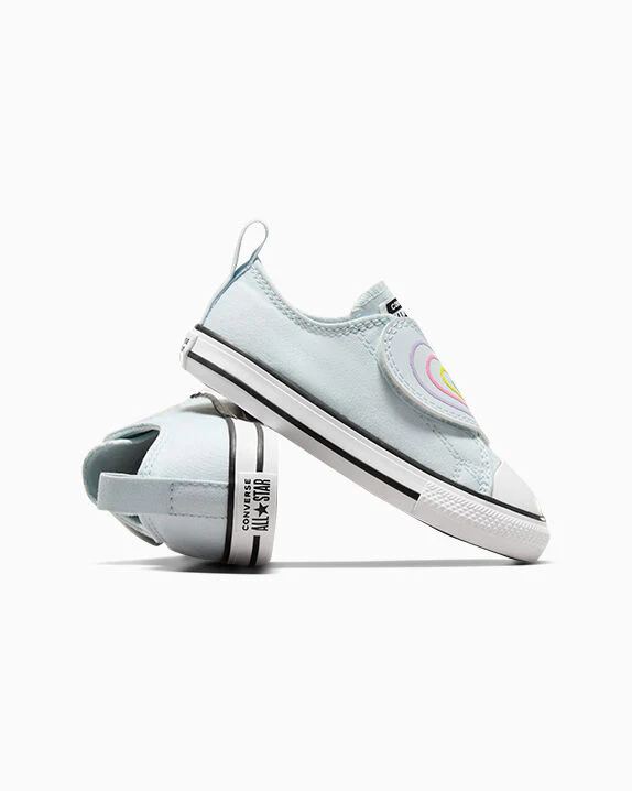Chuck Taylor All Star Heart Strap Easy On Low Top - Image 7