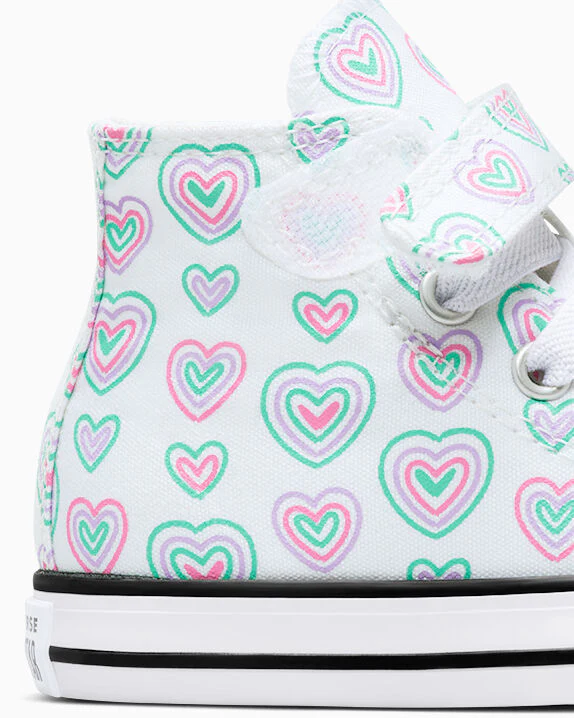 Chuck Taylor All Star Hearts Easy On High Top - Image 3