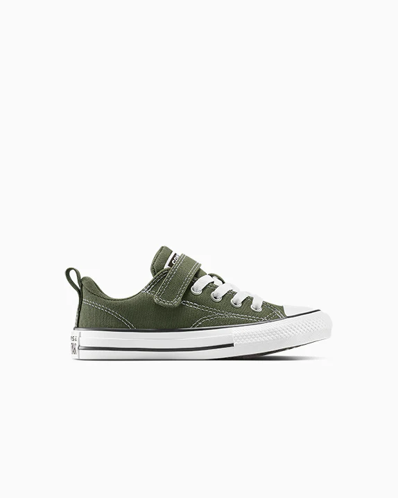 Chuck Taylor All Star Malden Street Easy-On Low Top - Image 17