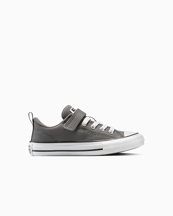 Chuck Taylor All Star Malden Street Easy-On Low Top - Image 24
