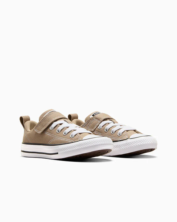 Chuck Taylor All Star Malden Street Easy-On Low Top - Image 4