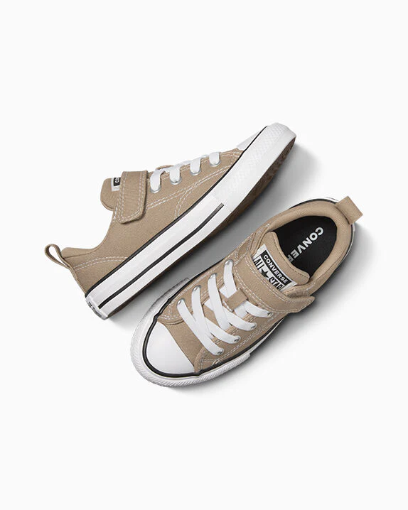 Chuck Taylor All Star Malden Street Easy-On Low Top - Image 8