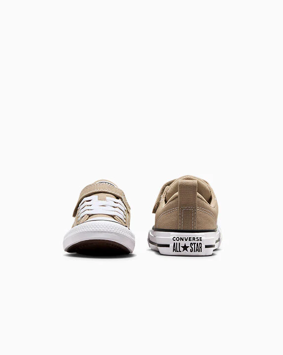 Chuck Taylor All Star Malden Street Easy-On Low Top - Image 9