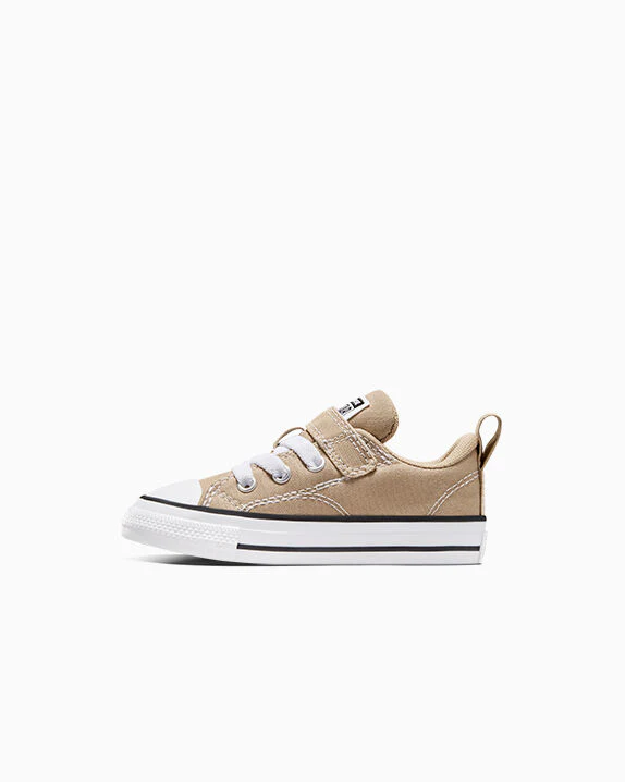 Chuck Taylor All Star Malden Street Easy-On Low Top - Image 4
