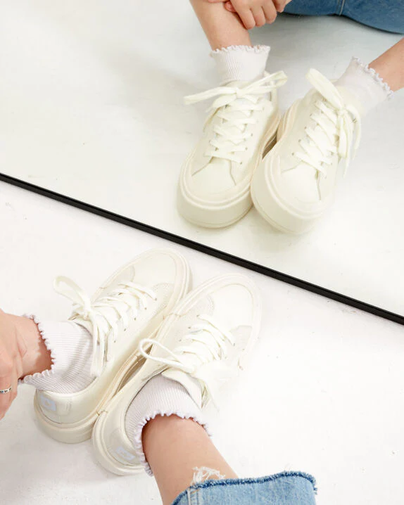 Converse Cruise Low Top - Image 23