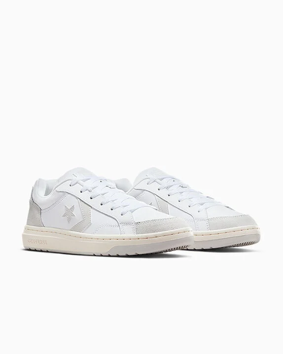 Pro Blaze Classic Leather & Suede Low Top - Image 10
