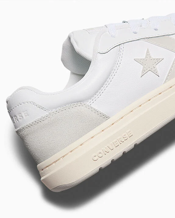 Pro Blaze Classic Leather & Suede Low Top - Image 11