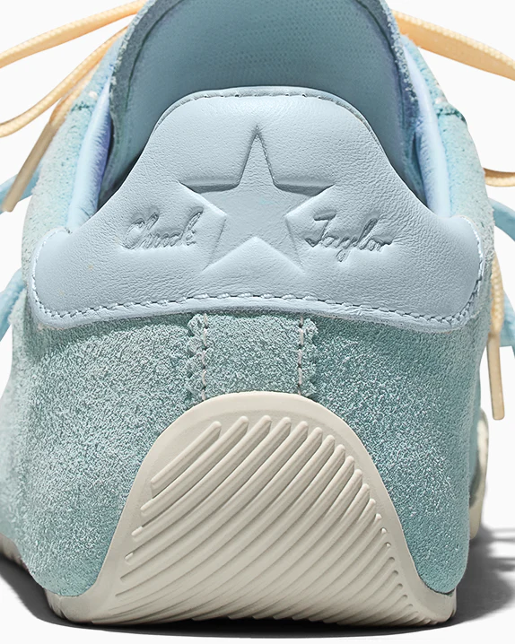 Chuck Taylor Lo - Image 21