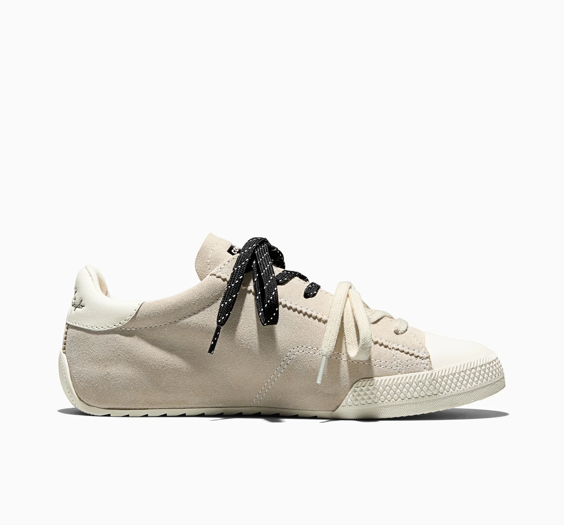 Chuck Taylor Lo - Image 10